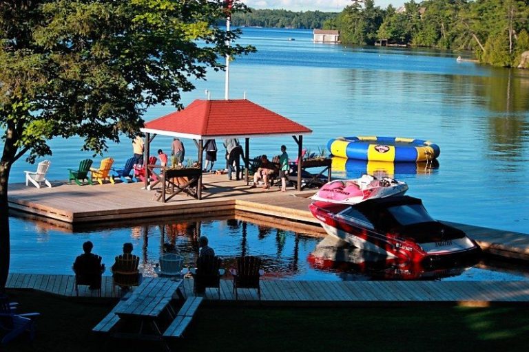 Guests on the shore and pier.