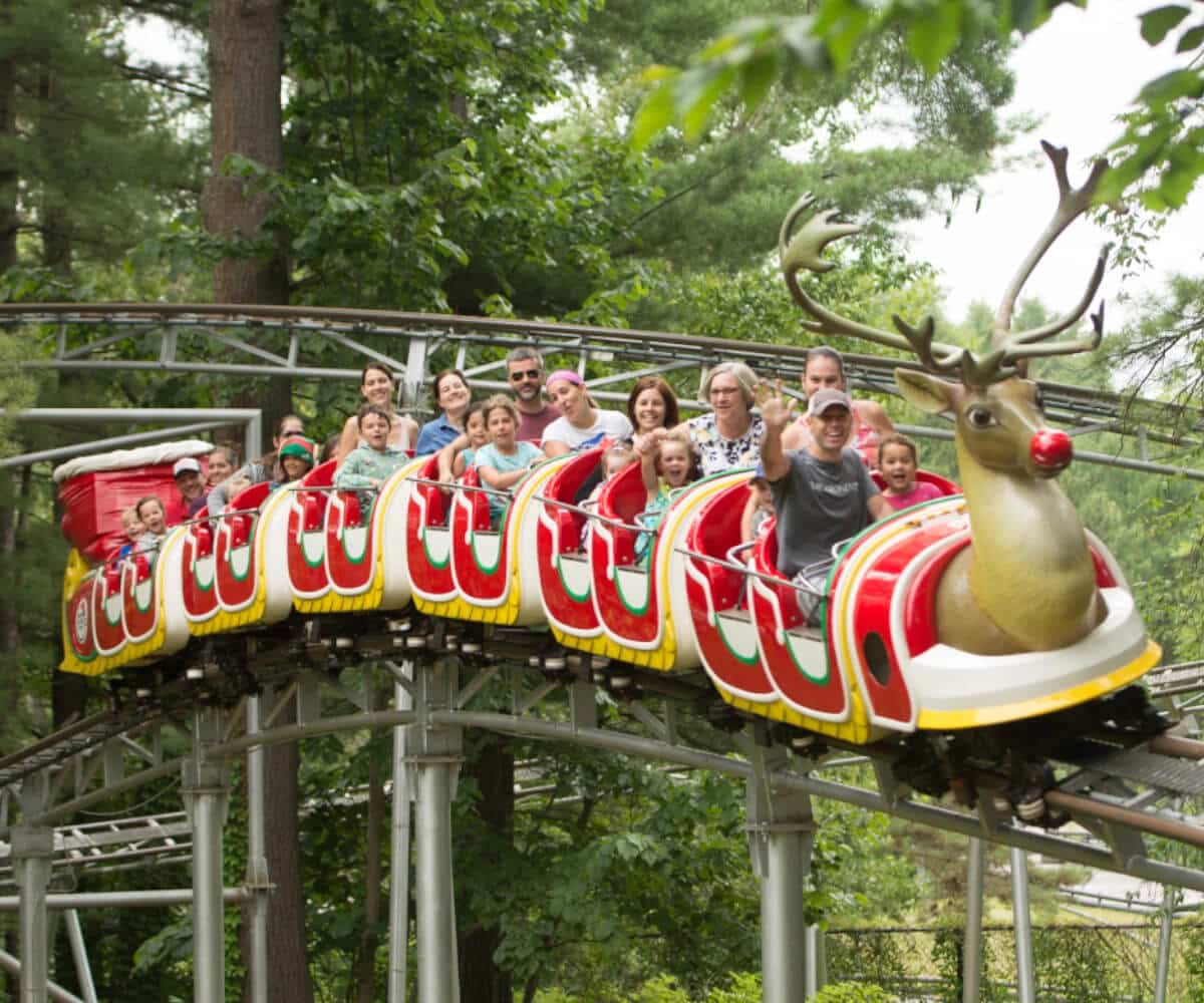 A fun rollercoaster ride near Muskoka family resorts.